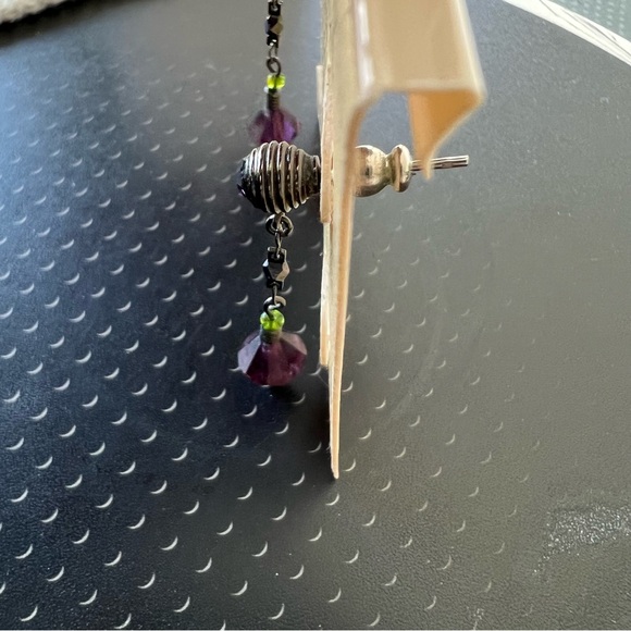 Earrings - Picture 4 of 7